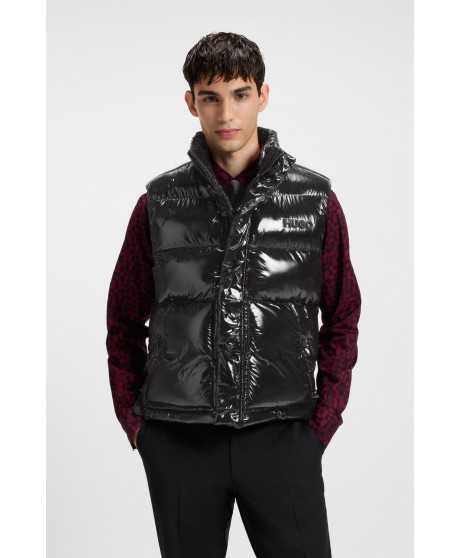 Water-repellent gilet in gloss fabric