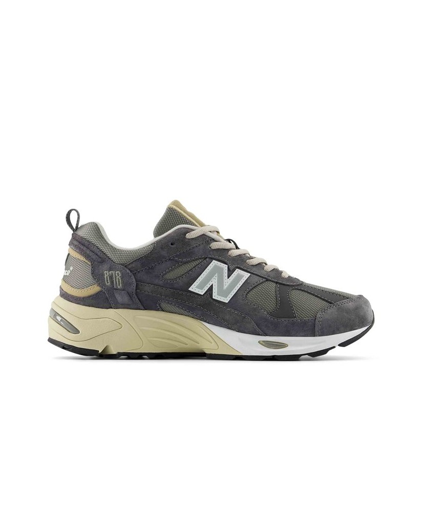 NB 878