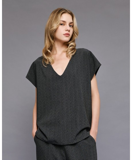 Μπλούζα με κοντά μανίκια και στρας