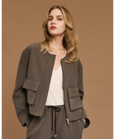 Τζάκετ κοντό με τσέπες