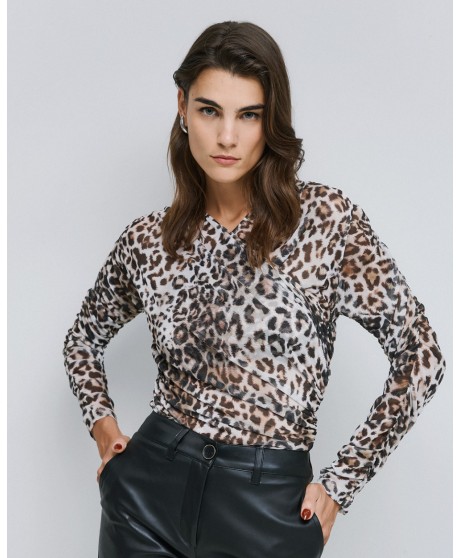 Μπλούζα λεοπάρ με σούρες