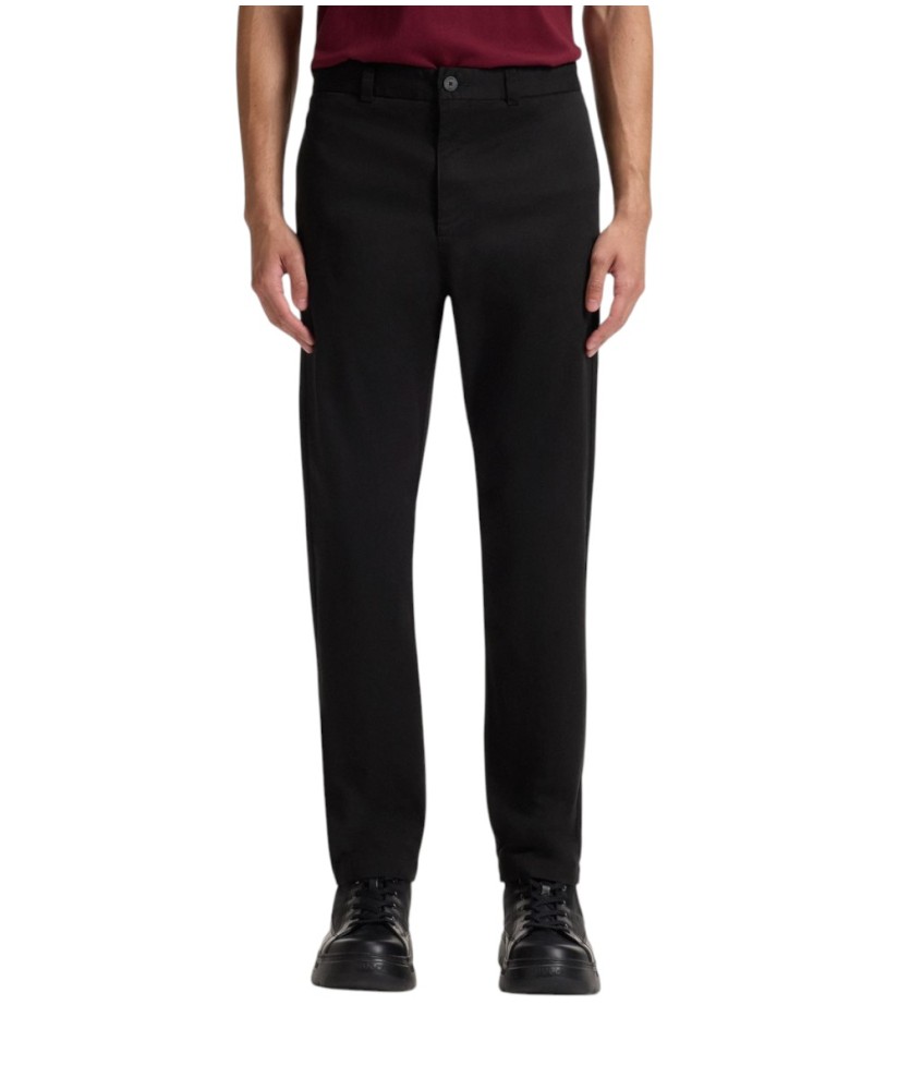 Slim-fit trousers in stretch-cotton gabardine