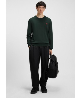 Cotton sweater with red logo label