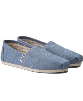 Blue slub chambray