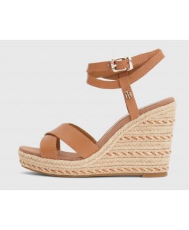 FEMININE HIGH WEDGE SANDAL